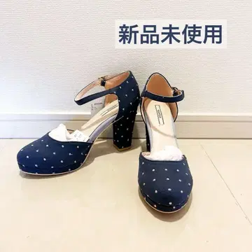 [ 미사용 새상품 ] RANDA 네이비 도트 무늬 앵클 스트랩 펌프스