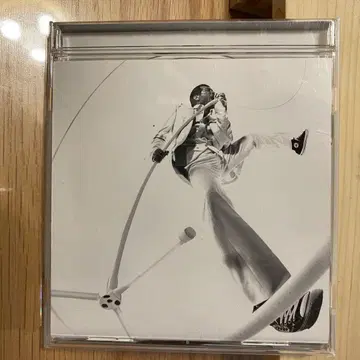 옆모습 야자와 에이요시 EIKICHI YAZAWA