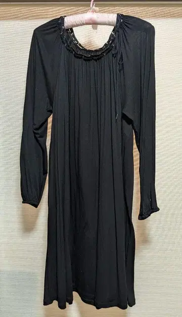 장 폴 고티에 긴팔 원피스