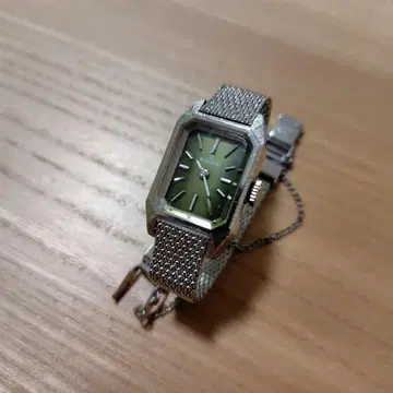 EDOX 수동 와인딩 시계 그린 컬러