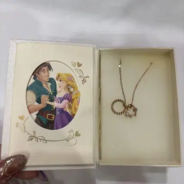 [ 내일 발송 ] THE KISS Disney 라푼젤 목걸이 골드
