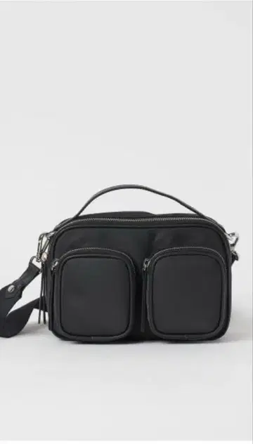 H&M 숄더백 2 포켓 부착