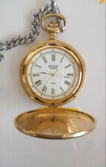 SEIKO 포켓 워치 쿼츠 실버 첸 포함 가격 대폭 인하 가능