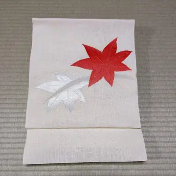 나고야 오비 빨간색과 화이트 단풍 자수