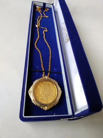 엘리자베스 2세 펜던트 탑 목걸이 2WAY 코인 1986년 새상품급