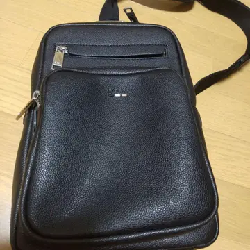 휴고 보스 숄더백 BK