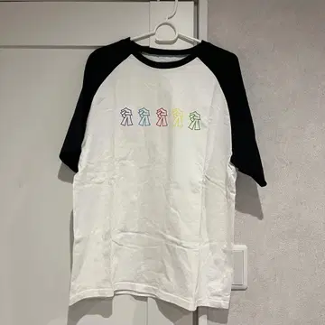 A! group 데뷔 콘서트 투어 티셔츠