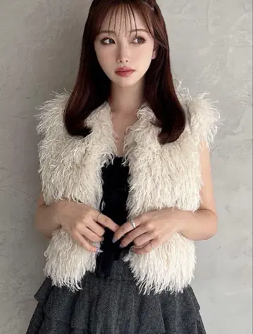 리젝시 퍼 베스트