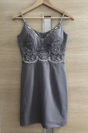 [Glossy] ROBE de FLEURS Glossy 그레이 드레스 M