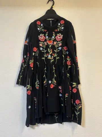 ZARA 플라워 원피스 XS