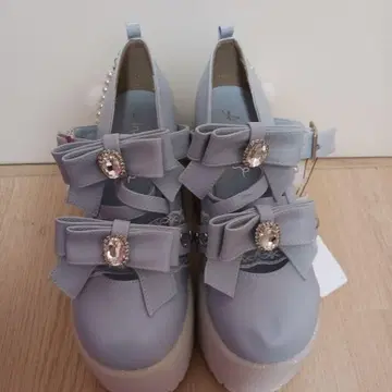 앙크루즈 Ank Rouge 더블 리본&체인 통굽 신발 블루