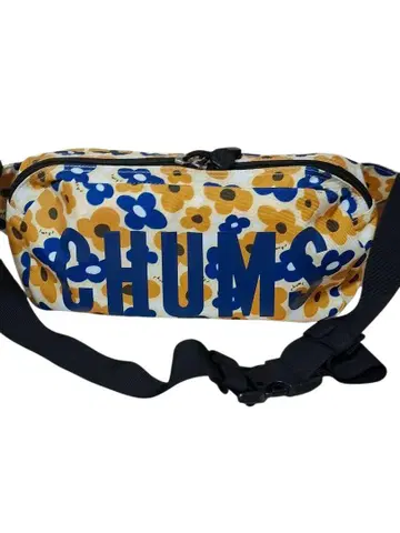 새상품급 CHUMS 꽃무늬 바디백 옐로우 컬러 로고