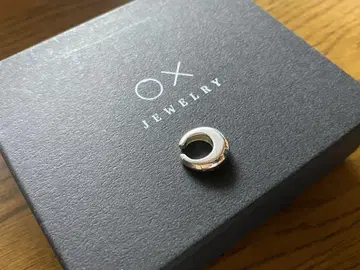 OX JEWELRY High-End Ear Caff 'Grab'