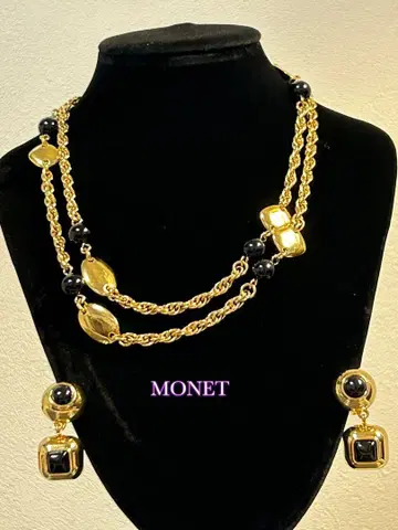 MONET 모네 골드 블랙 목걸이 귀찌 세트