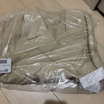 베이지 트렌치코트