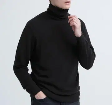 초특가 인기 UNIQLO 캐시미어 터틀넥 스웨터 M 블랙 유니클로