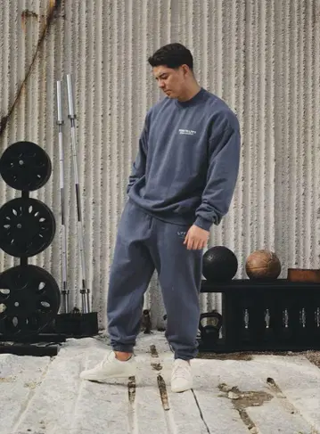 RELAX FIT SWEAT PANTS