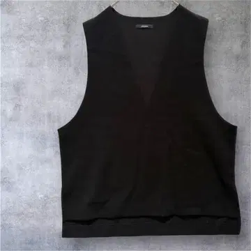 [ 저널 스탠다드 ] 새상품급 베스트 깊은 V넥 슬리브리스 블랙