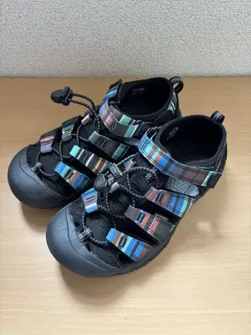 KEEN NEWPORT H2 RAYA BLACK 키즈 22.0cm