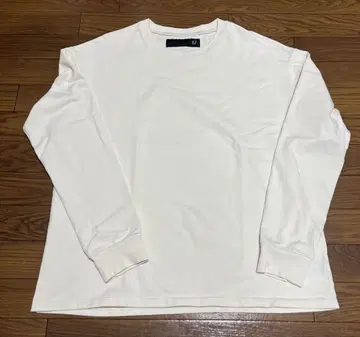 A.F ARTEFACT 롱 슬리브