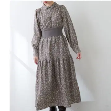 미사용 새상품 내추럴 꾸뛰르 리브 절개 하이웨스트 셔츠 원피스