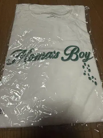 Mama's Boy 티셔츠 KEIJU