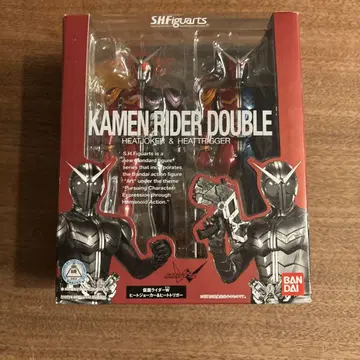 S.H. 피규아트 가면라이더 W 히트 조커 & 히트 트리거