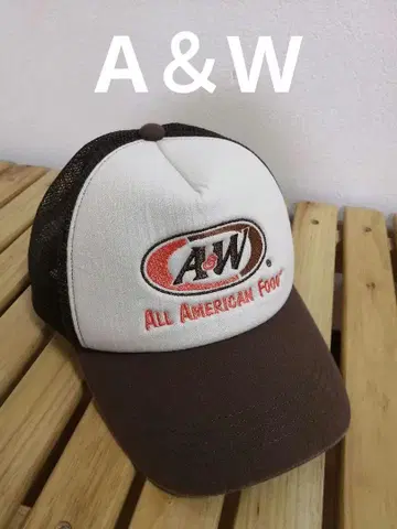 A&W 에이앤드더블유 메쉬 로고 캡 화이트/브라운