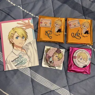UTA PRI GRAND SHOP 쿠루스 쇼 세트