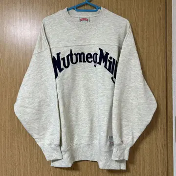 프릭스스토어 NUTMEG MILLS 그레이 맨투맨