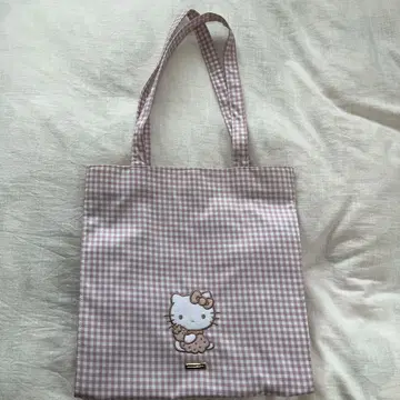 산리오 키티 메종 드 플뢰르 토트백 깅엄 체크 딸기