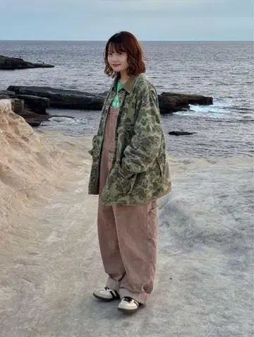 eLur 브라운 오버롤 데님 소재