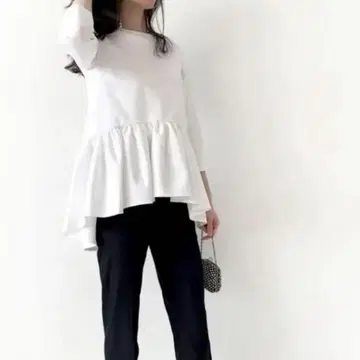 트루 바이 마리코 오이카와 gala 화이트 7부 소매