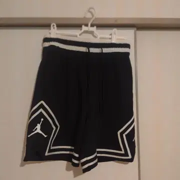 Jordan DRI-FIT 블랙 숏팬츠 S