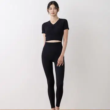 SUKALA 액티브 데이지 상의 XS