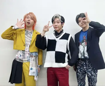오오모리 모토키 착용 LITTLEBIG 패턴 니트 베스트 화이트