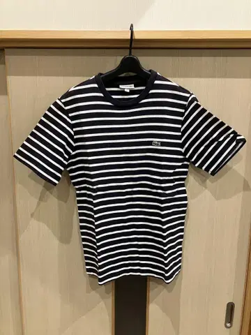 LACOSTE 스트라이프 T셔츠 FR4