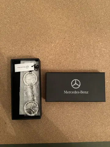 벤츠 정품 키링 큐빅