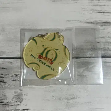 Mrs. GREEN APPLE 미세스 아크릴 키링 회장 한정판 오사카