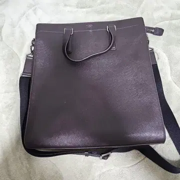 HAZZYS 다크 브라운 숄더백