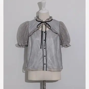 pium 레이스 블라우스