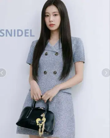 SNIDEL 스나이델 트렌치 니트 미니 원피스 강혜원