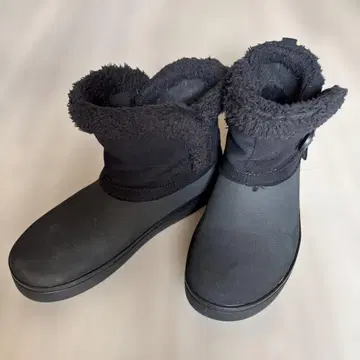 crocs 보아 숏 레인부츠 블랙 약 23.5cm
