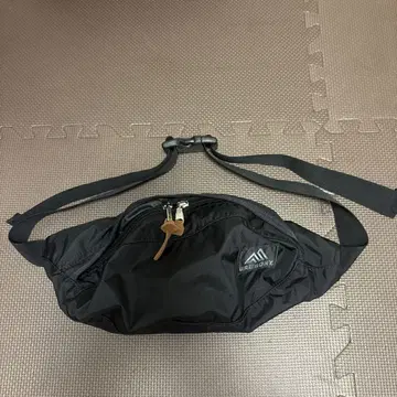 블랙 바디백 웨스트 파우치