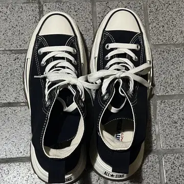CONVERSE 하이컷 통굽 스니커즈 블랙
