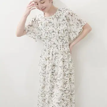 natural couture 변형 셔링 플레어 슬리브 원피스