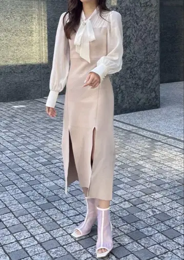 에이미 이스트 월 도킹 원피스