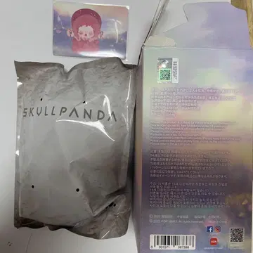 POPMART 스컬 팬더 SKULLPANDA blossom