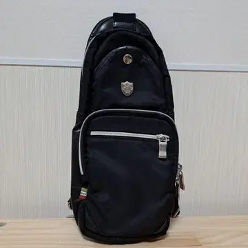 오로비안코 바디백