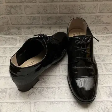 MARGARET HOWELL 레이스업 슈즈 에나멜 블랙